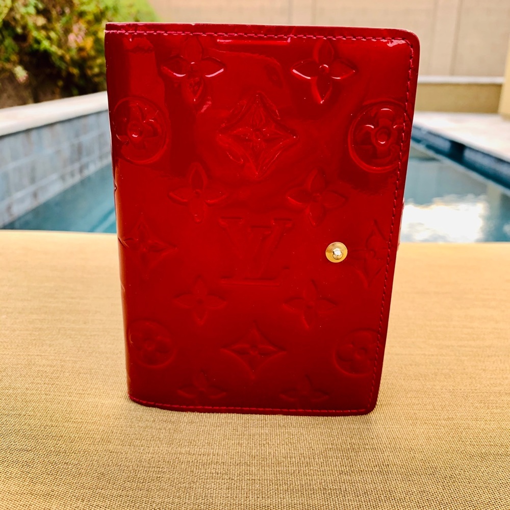 Louis Vuitton Agenda PM Pomme D’Amour Vernis